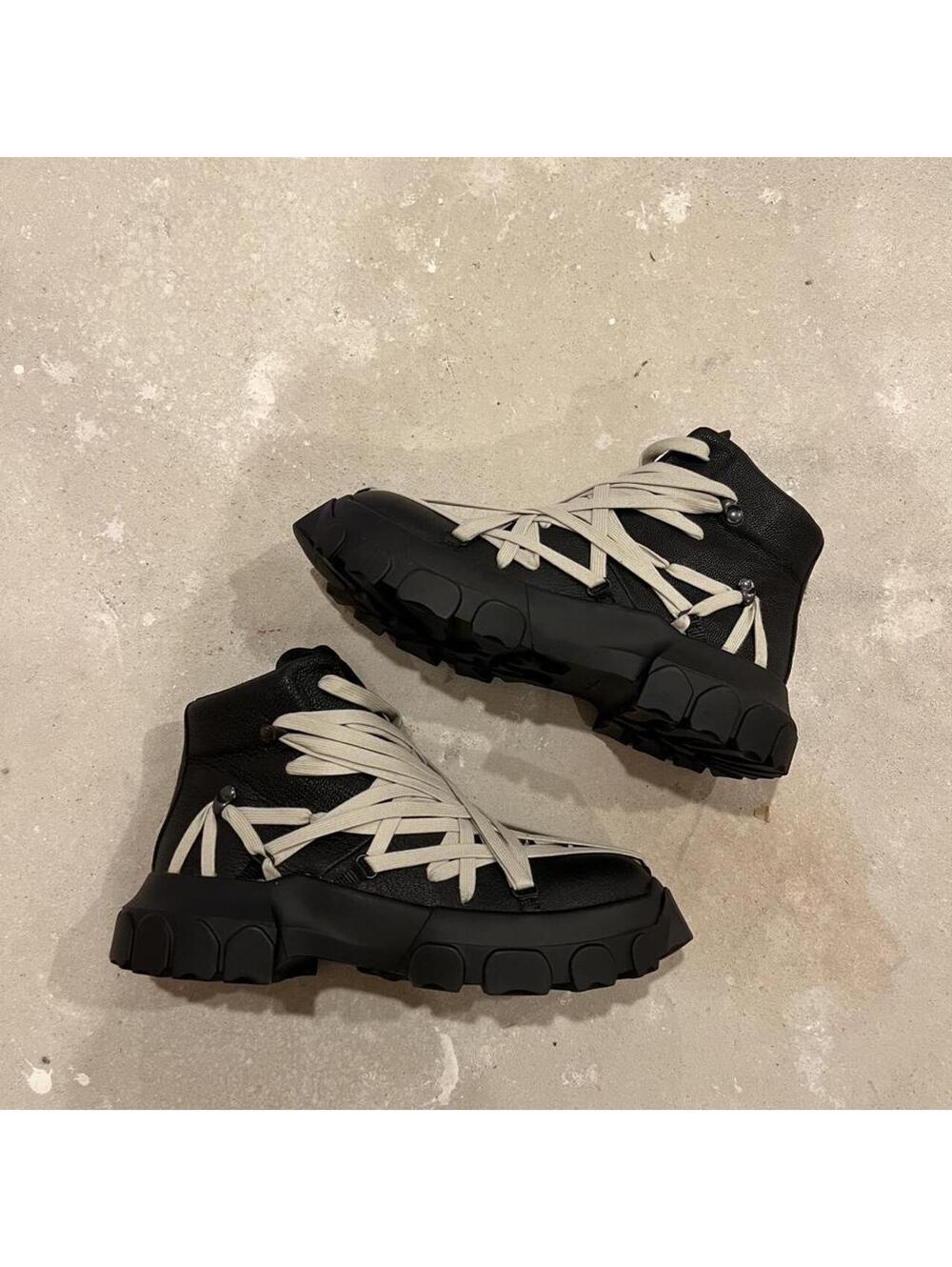 Rick Owens Men's Black and Grey Boot